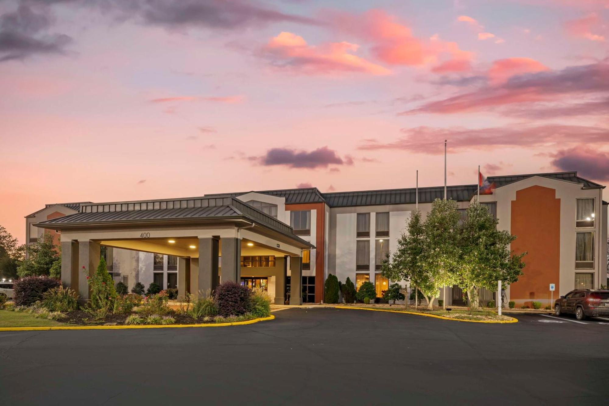 Best Western New Albany Hotel Exterior photo